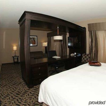 Hampton Inn & Suites Бей Сити Стая снимка