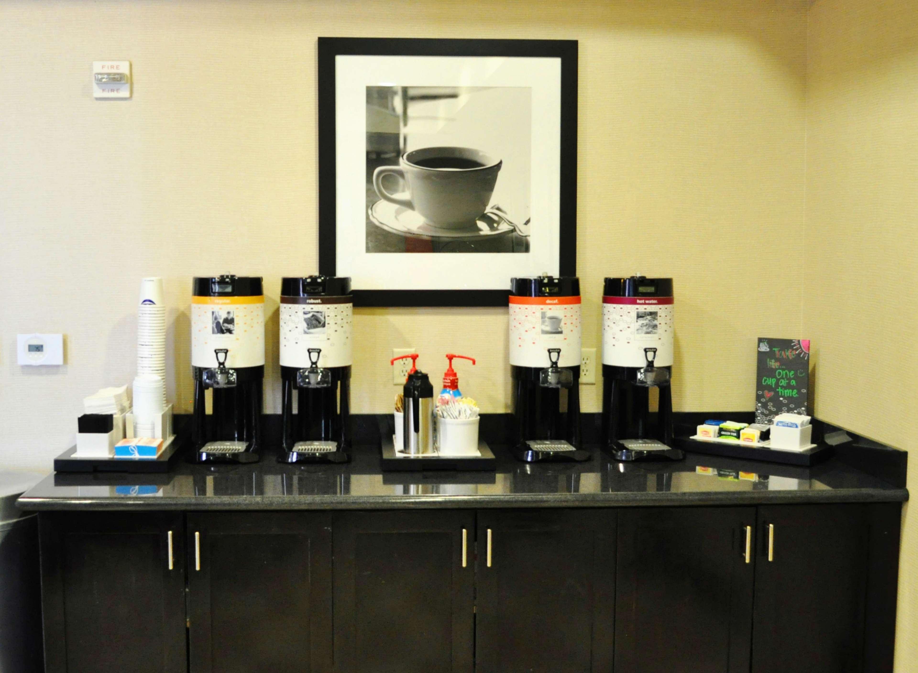 Hampton Inn & Suites Бей Сити Екстериор снимка