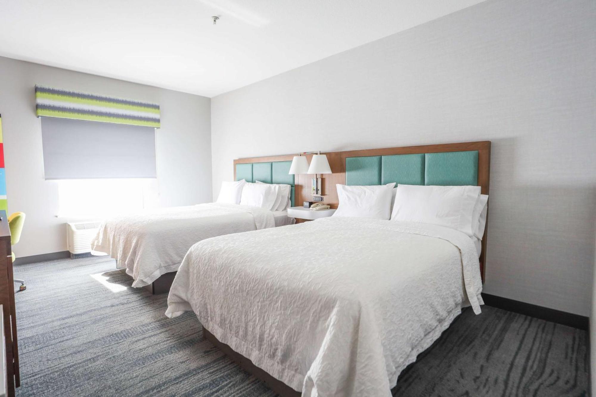 Hampton Inn & Suites Бей Сити Екстериор снимка