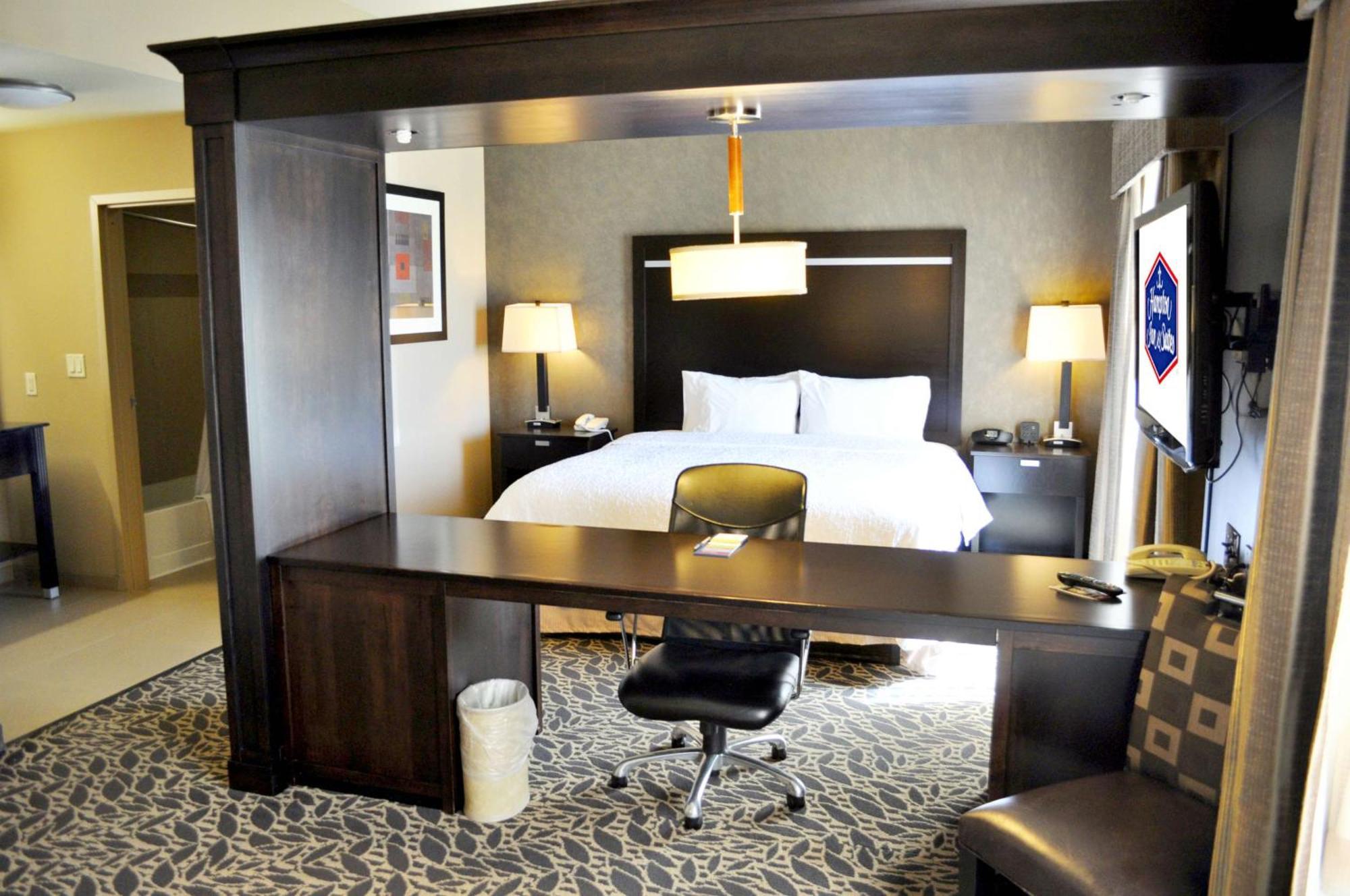 Hampton Inn & Suites Бей Сити Екстериор снимка