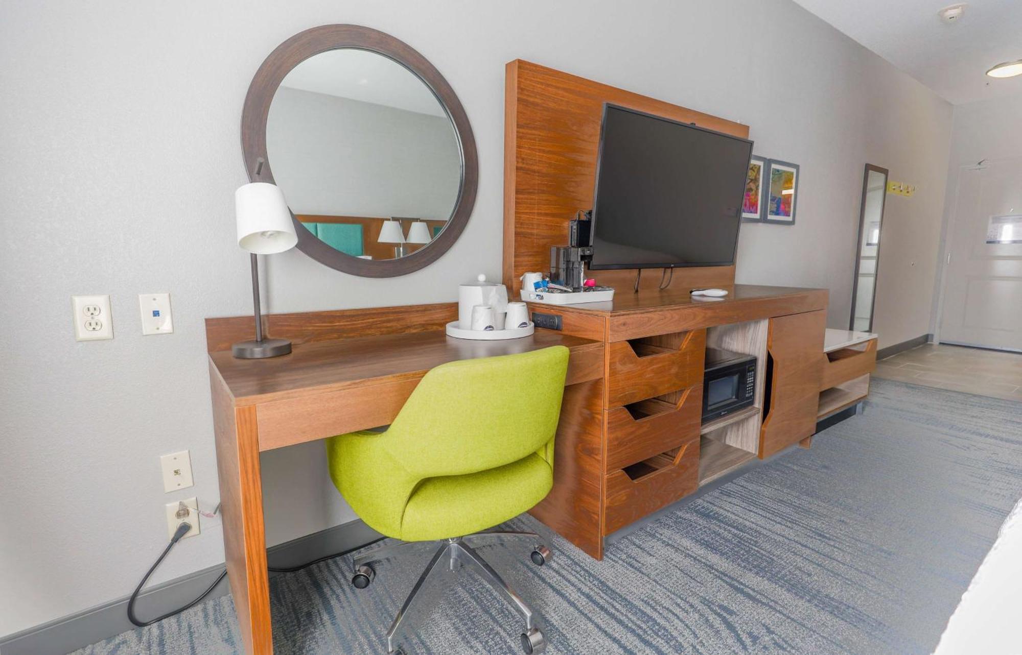 Hampton Inn & Suites Бей Сити Екстериор снимка