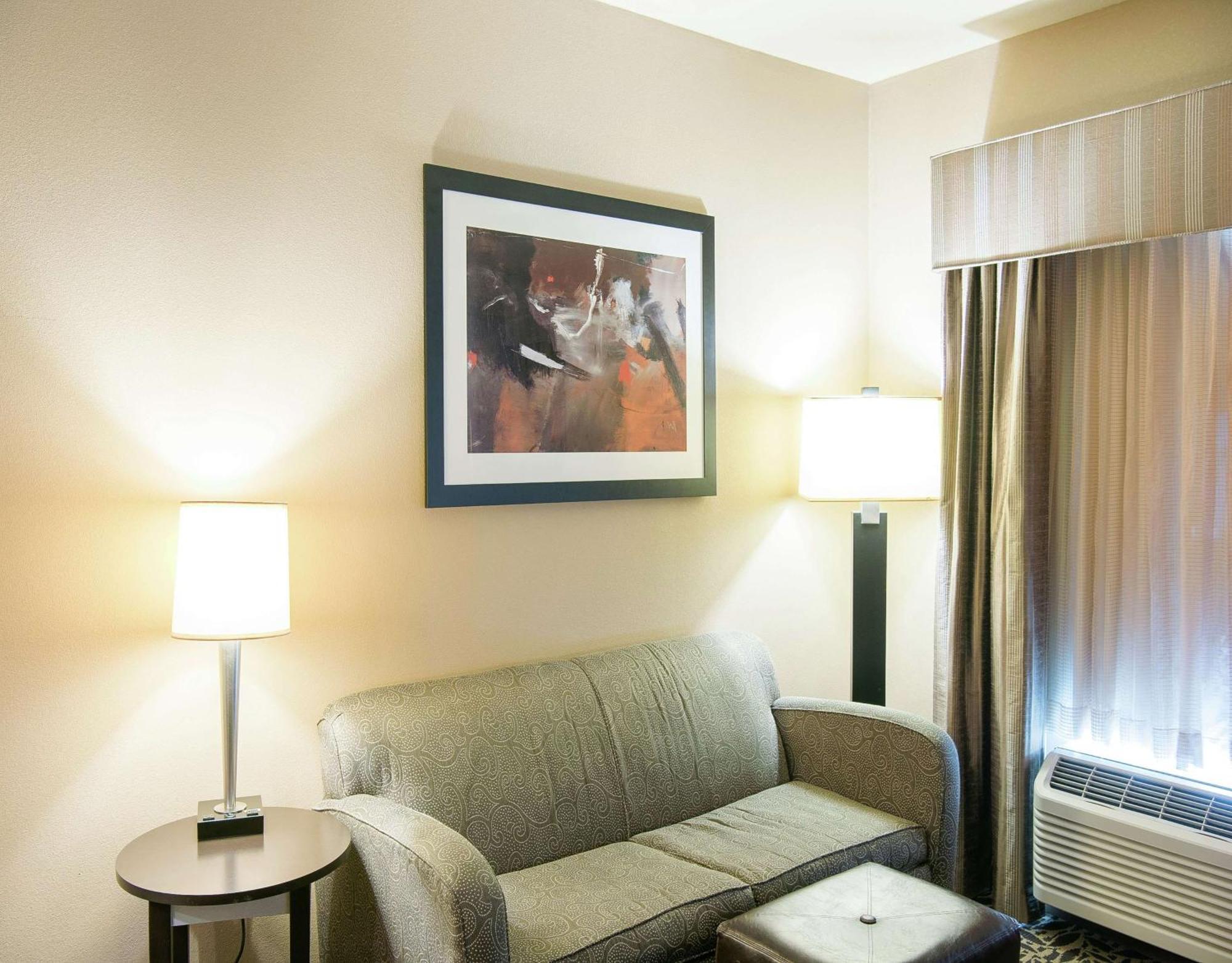 Hampton Inn & Suites Бей Сити Екстериор снимка