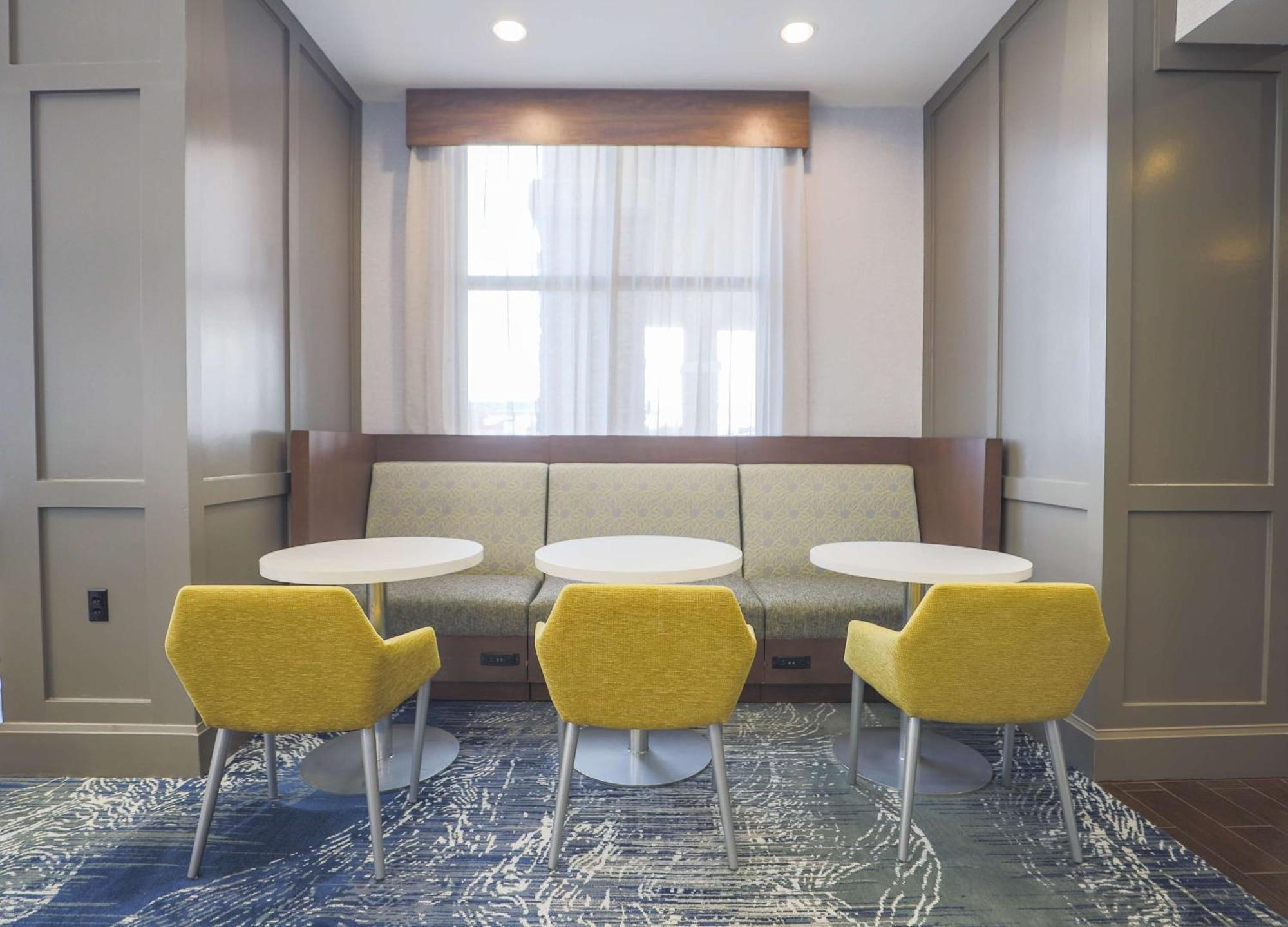 Hampton Inn & Suites Бей Сити Екстериор снимка